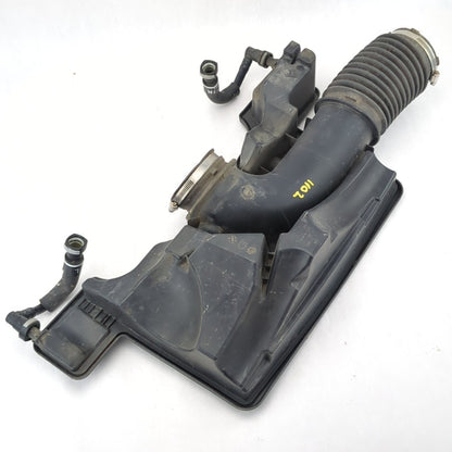 2015 2017 2018 2019 2020 Chevy Silverado Sierra Air Cleaner Box Intake Hose