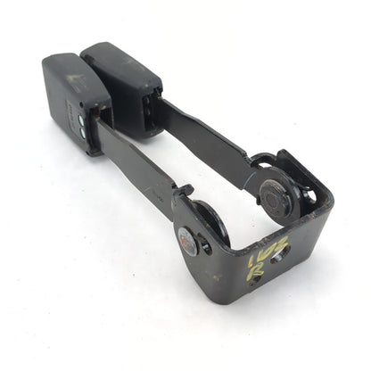2014 2015 2016 2017 2018 Silverado Sierra Crew Cab Rear Right Seat Belt Buckle
