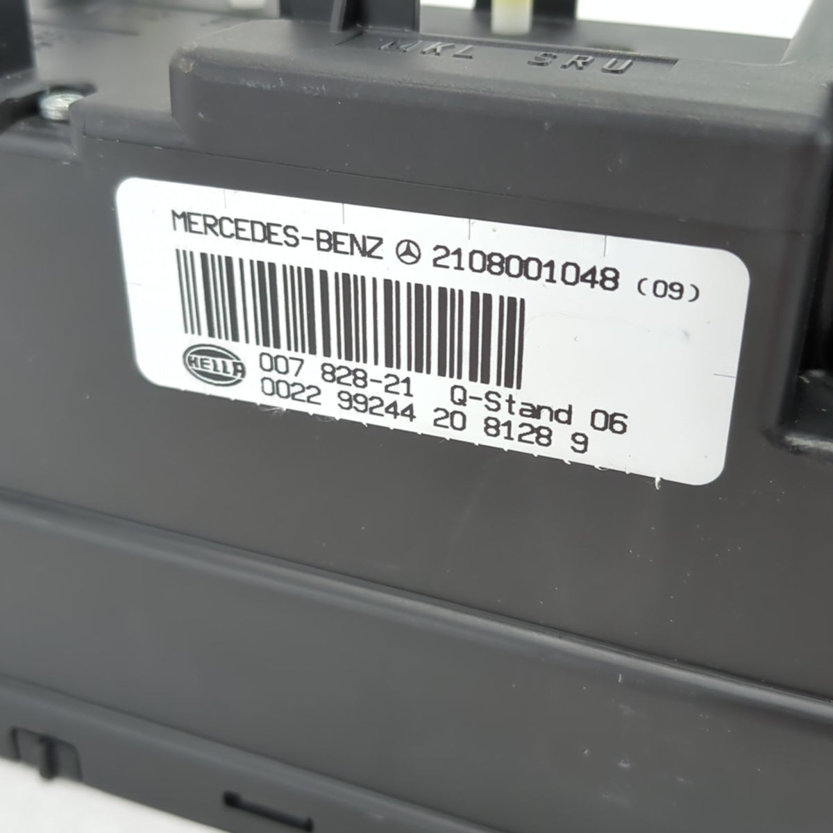 1999 2000 Mercedes-Benz C280 Central Locking Vacuum Pump PSE Module