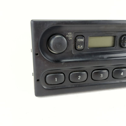 1999 2000 2001 2002 2003 Ford F450 F550 Radio AM FM Receiver Stereo