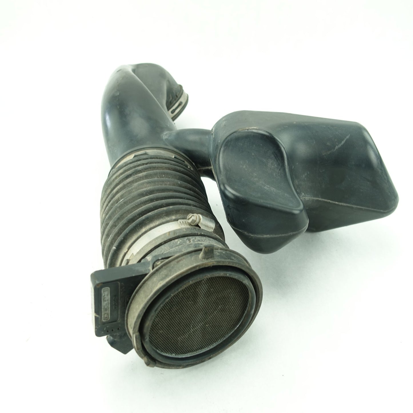 2004 2005 Silverado Sierra 8.1L Air Intake Tube Duct Hose w/ MAF Sensor Mass Air