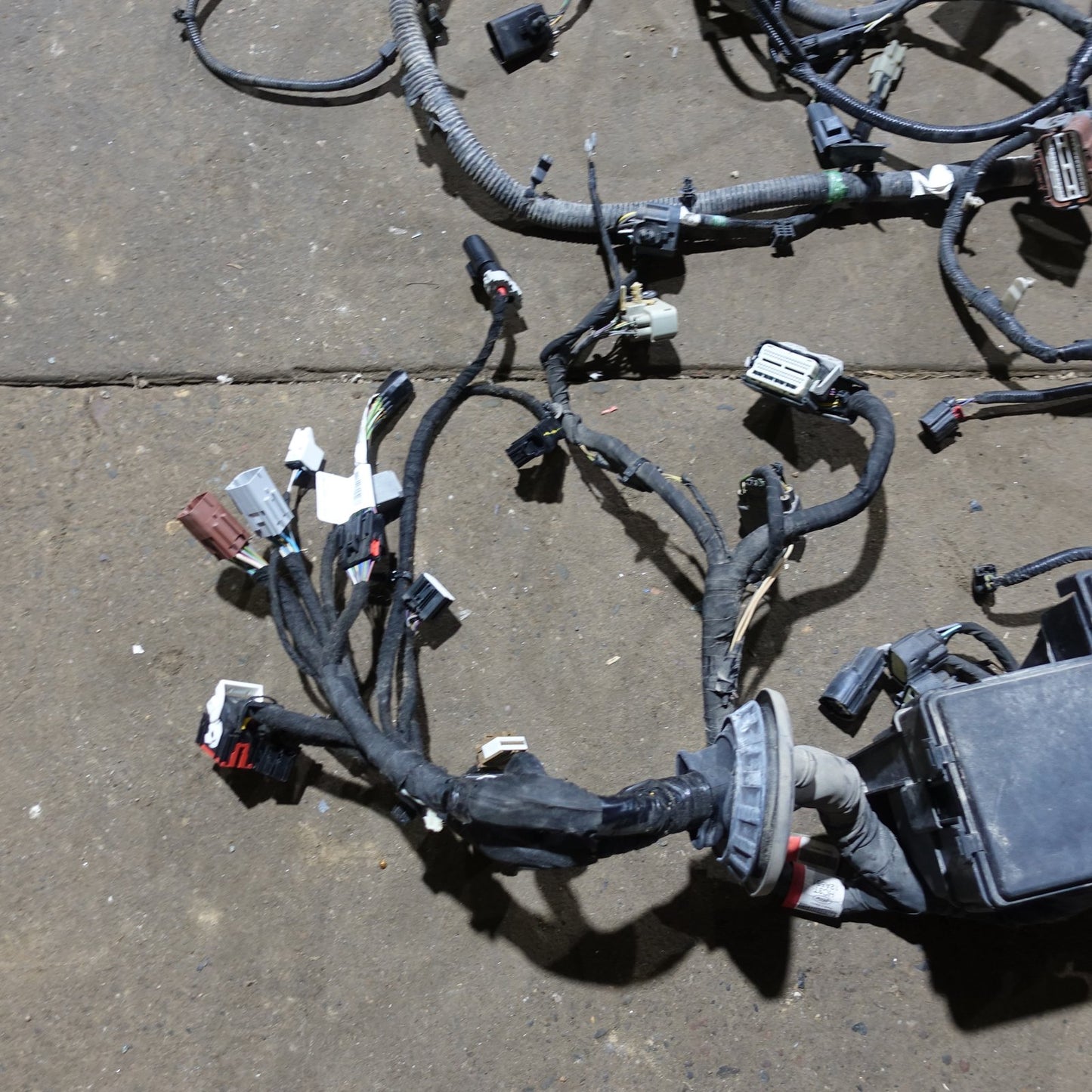 2017 Ford F250 F350 6.7L Engine Fuse Box Bay Wire Harness Loom