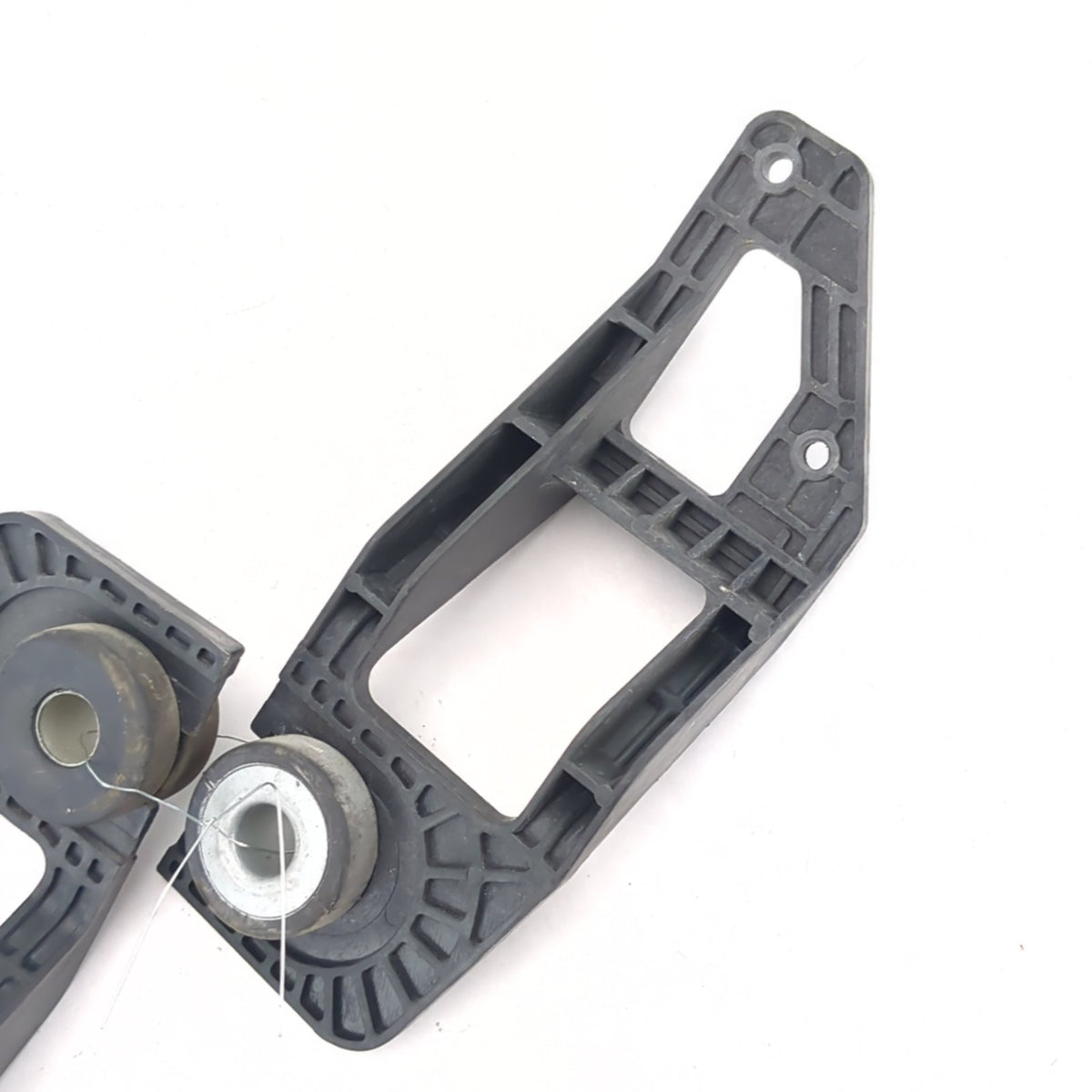 2014 2015 2016 2017 2018 2019 Ram 1500 Diesel Charge Air Cooler Bracket