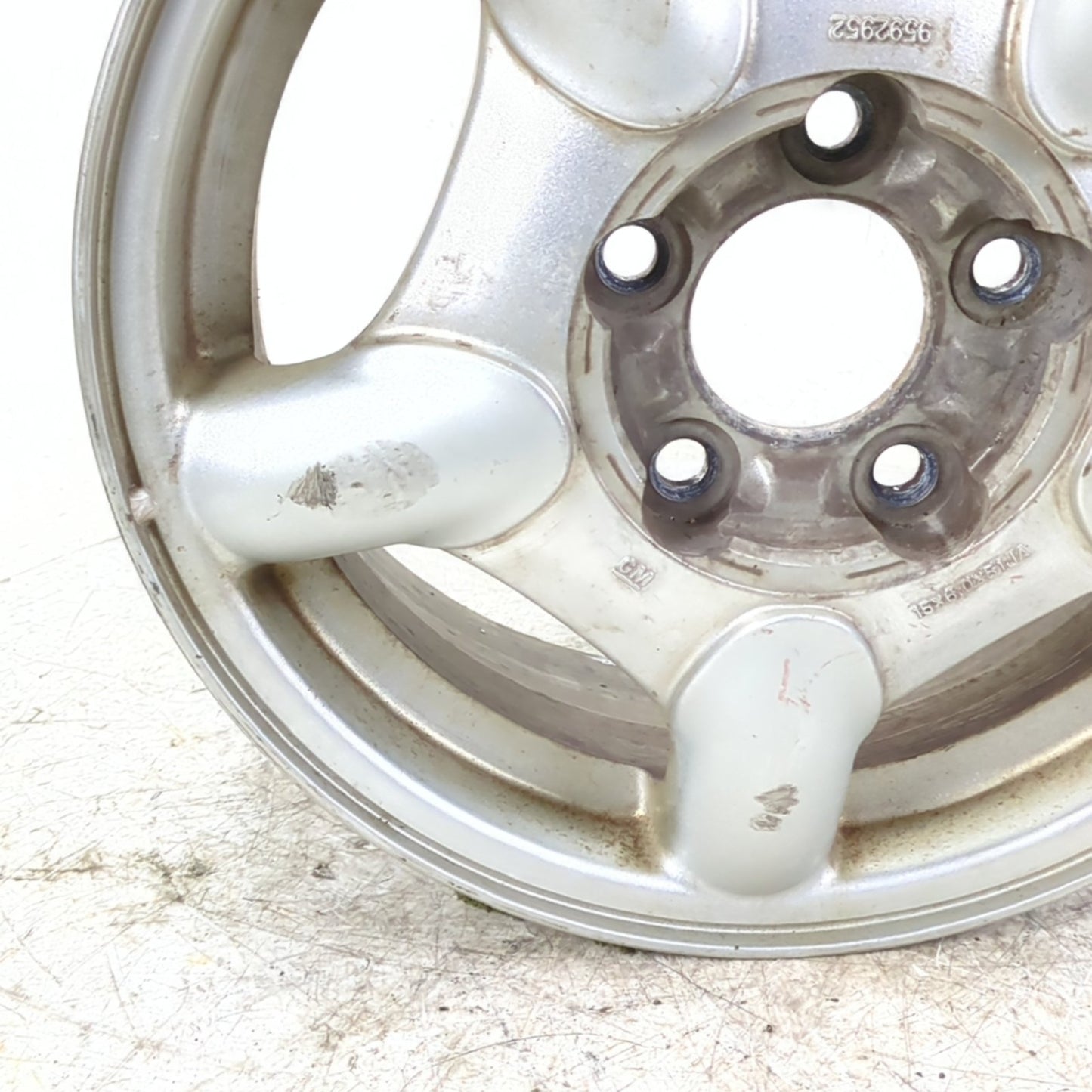 2000 Buick LeSabre 15 inch Aluminum Alloy Wheel Rim Ring
