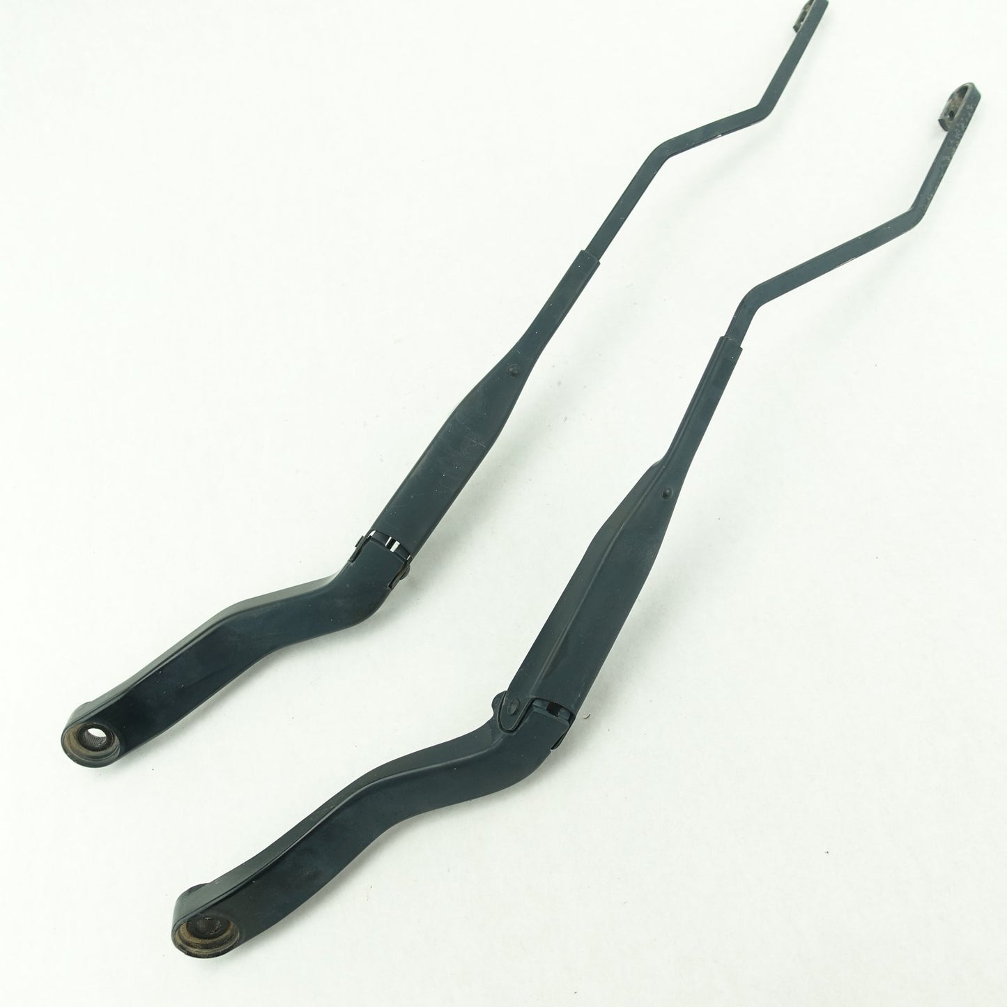 2013 2014 2015 2016 2017 2018 Ram 1500 2500 3500 Windshield Wiper Arm Pair Set