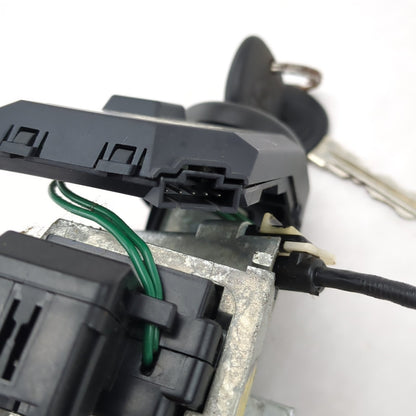 2008 2009 2010 2011 2012 2013 2014 Silverado Sierra Ignition Switch With 2 Keys