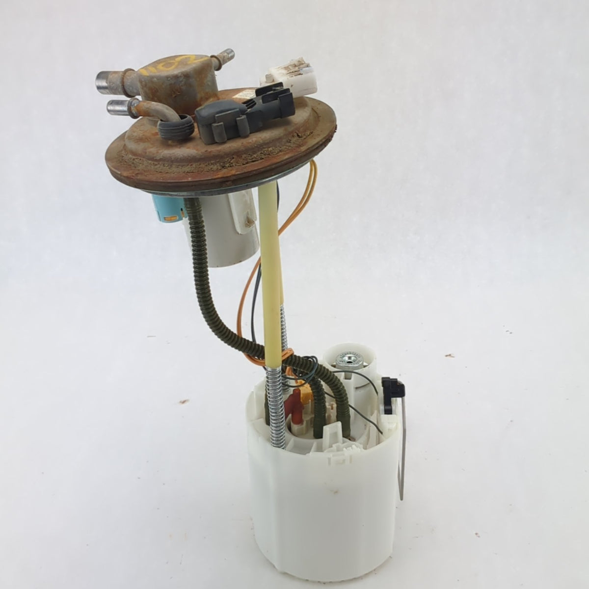 2015 2016 2017 2018  Silverado Sierra 1500 Fuel Pump Assembly Fuel Sending Unit