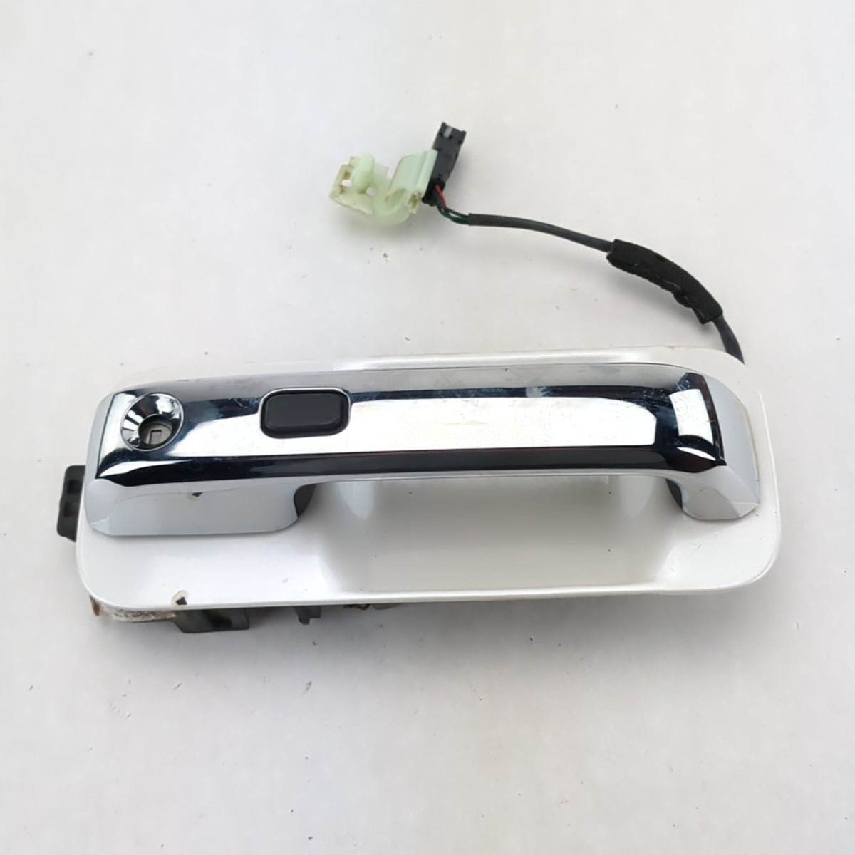 2015 2016 2017 2018 2019 2020 Ford F150 Left Driver Front Exterior Door Handle