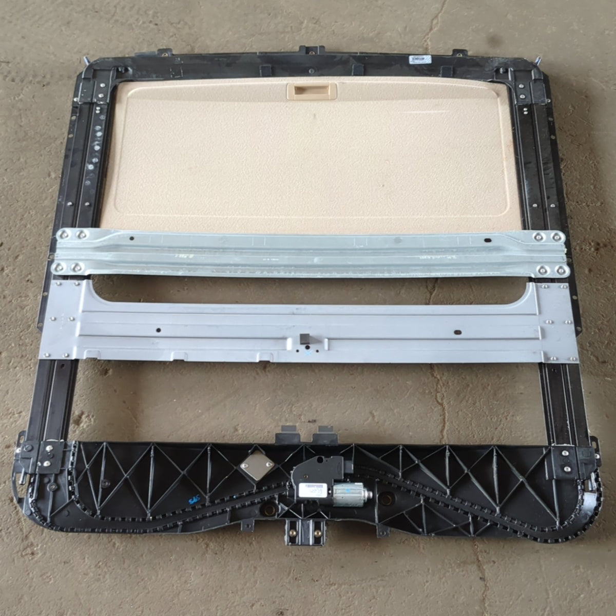 2011 2012 2013 Ford F250 F350 Sunroof Sun Moon Roof Slide Track Rail Cover Tan