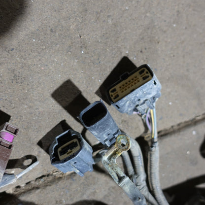 Damage 2015 2016 Ford F250 F350 6.7L Engine Fuse Box Bay Wire Harness Loom