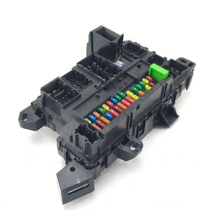 2018 2019 Ford F450 F550 BCM Body Control Module Computer Fuse Junction Box