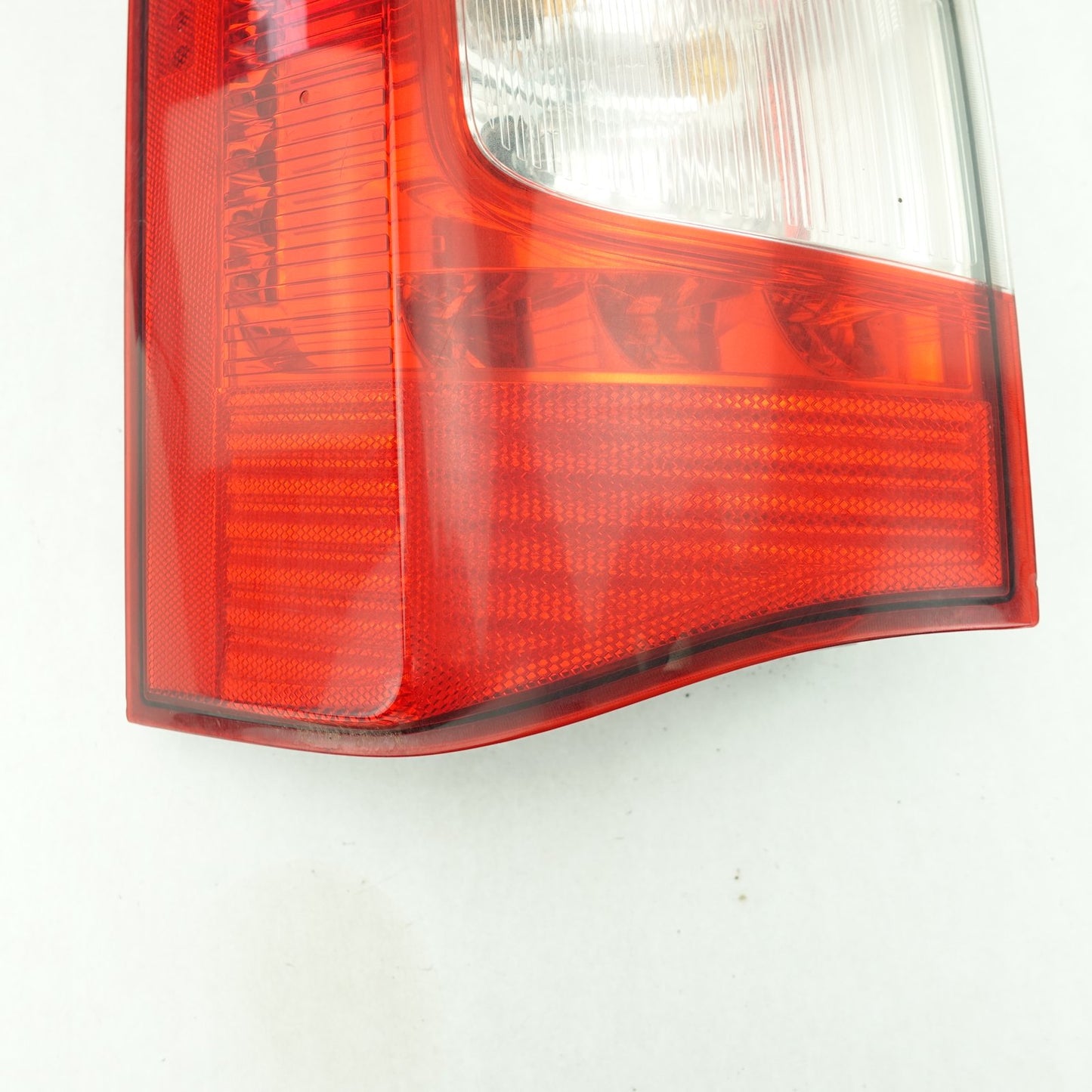 2013 2014 2015 2016 Chrysler Town & Country Left Driver Side Taillight Rear Lamp