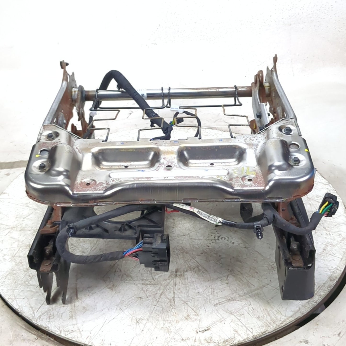 2010 2011 Acadia Enclave Left Driver Power Seat Track Frame Base 8-way Memory