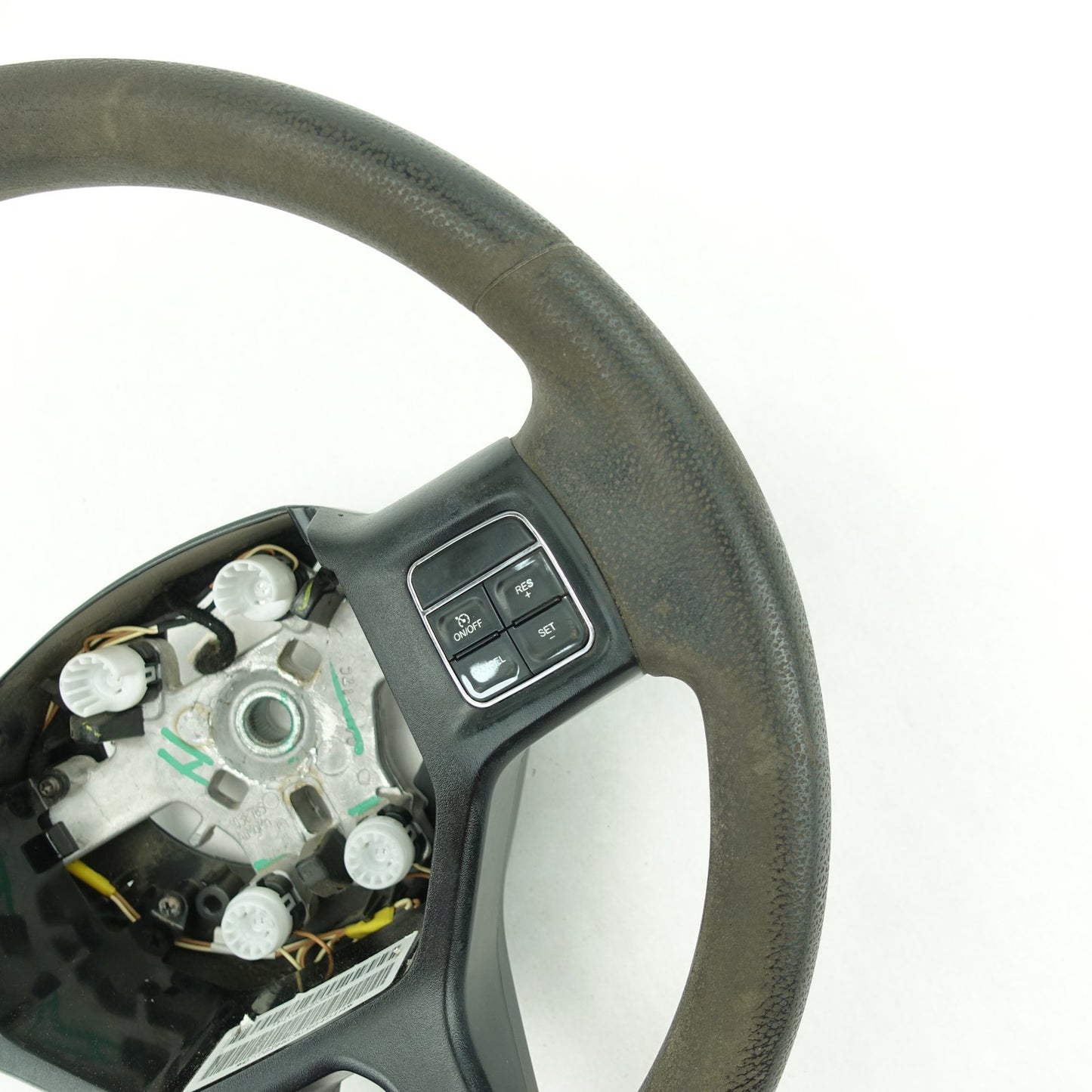 2014 2015 2016 2017 2018 Ram 1500 2500 3500 Steering Wheel Audio Cruise Controls