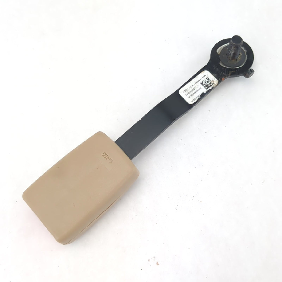 2015 2016 2017 Ford F150 Rear Center Seat Belt Buckle Receptacle OEM