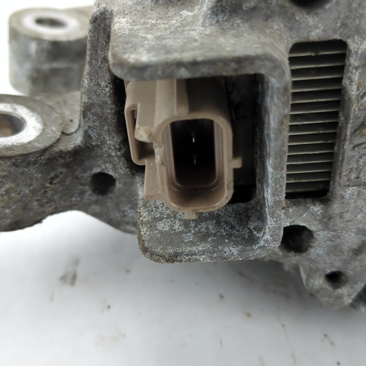 2013 2014 2015 2016 2017 2018 Ford Focus 2.0L Turbo Alternator Generator