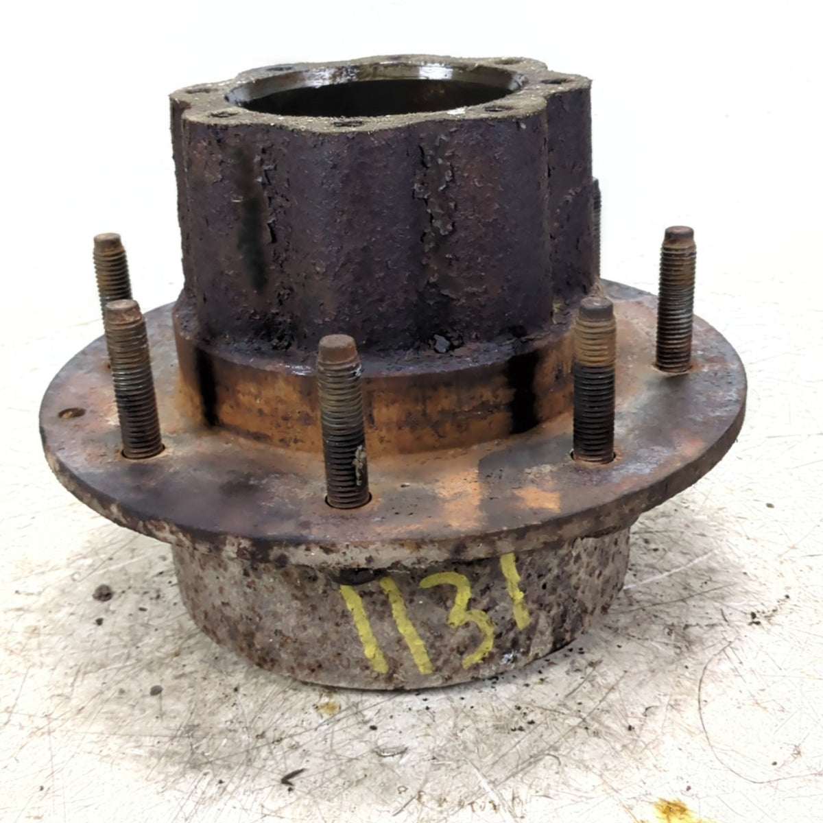 1999 2000 2001 2002 2003 Ford F450 F550 Rear Wheel Hub Assembly