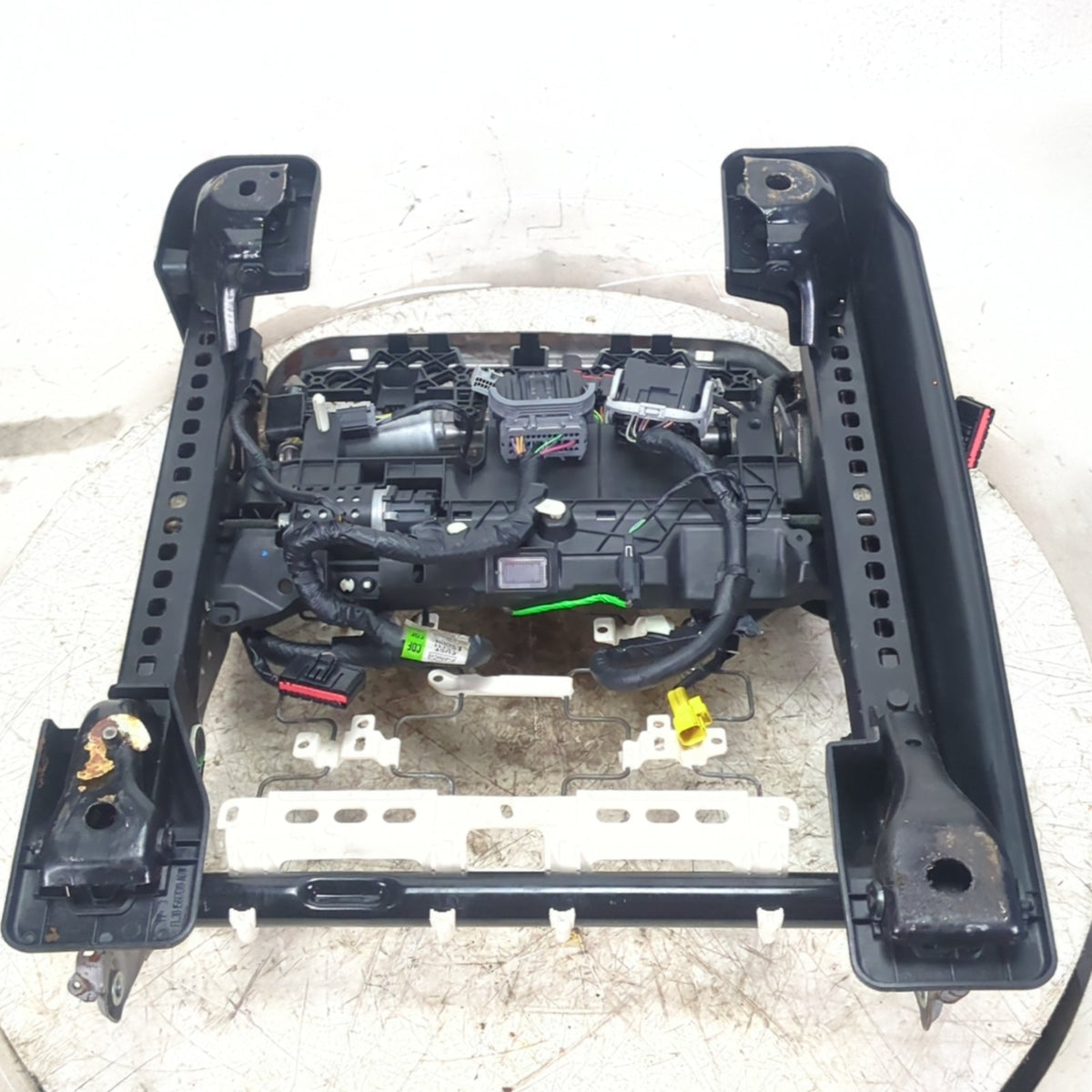 2015 2016 2017 Ford F150 Driver Left Seat Track Base 10-way Power Heated Cooled