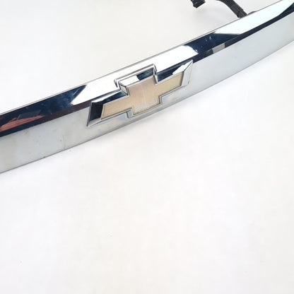 2013 2014 2015 Chevrolet Equinox Tailgate Liftgate Trim Applique Emblem Bezel