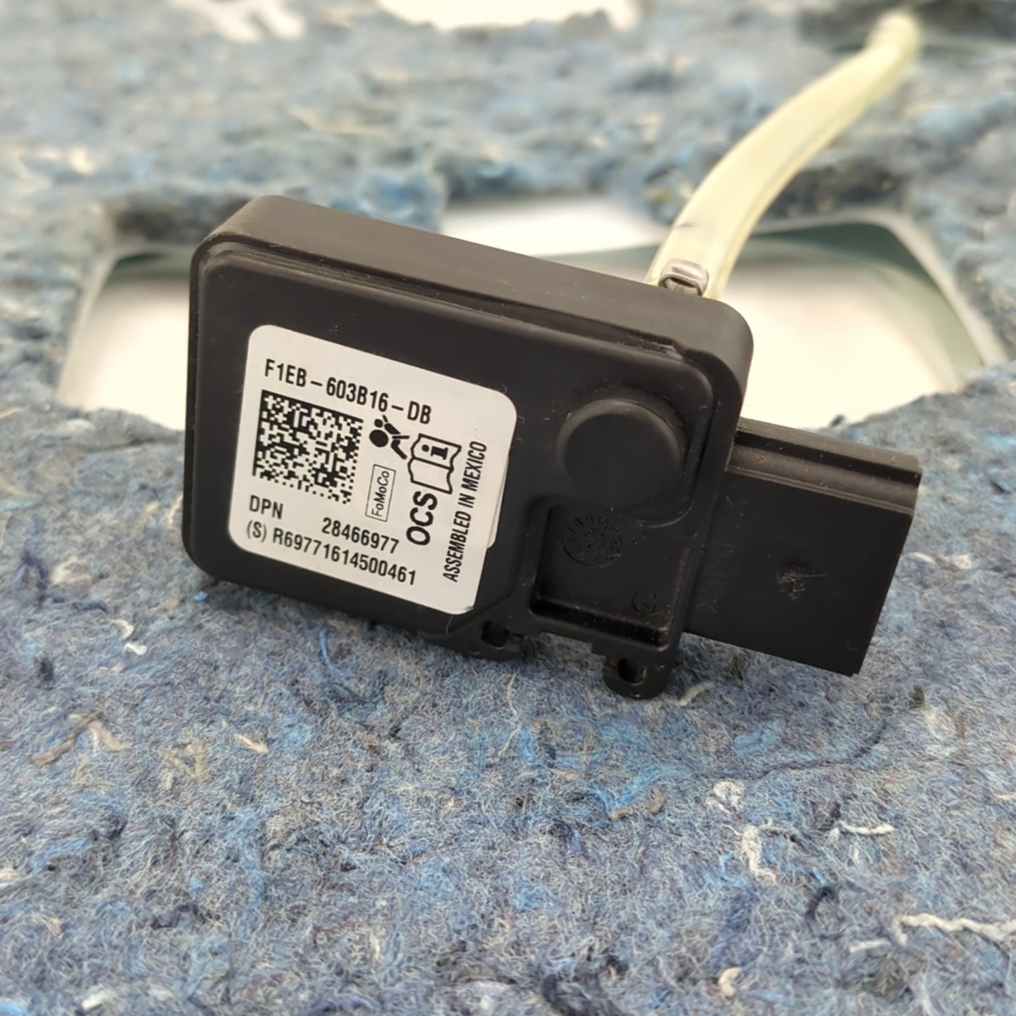 2015 2016 2017 2018 Ford Focus Passenger Right Occupant Sensor Pad Mat Module