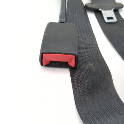 2015 2016 2017 2018 Silverado Sierra Crew Cab Rear Center Seat Belt Retractor