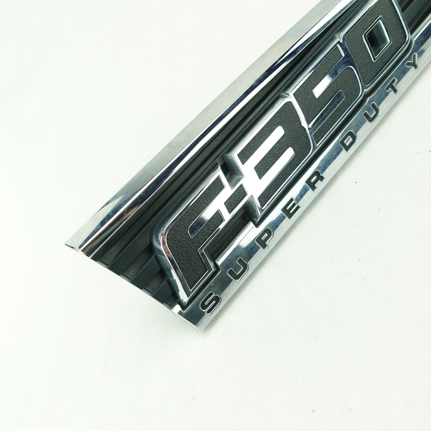 2011 2012 2013 2014 2015 16 Ford F350 XLT Passenger Fender Vent Emblem Logo