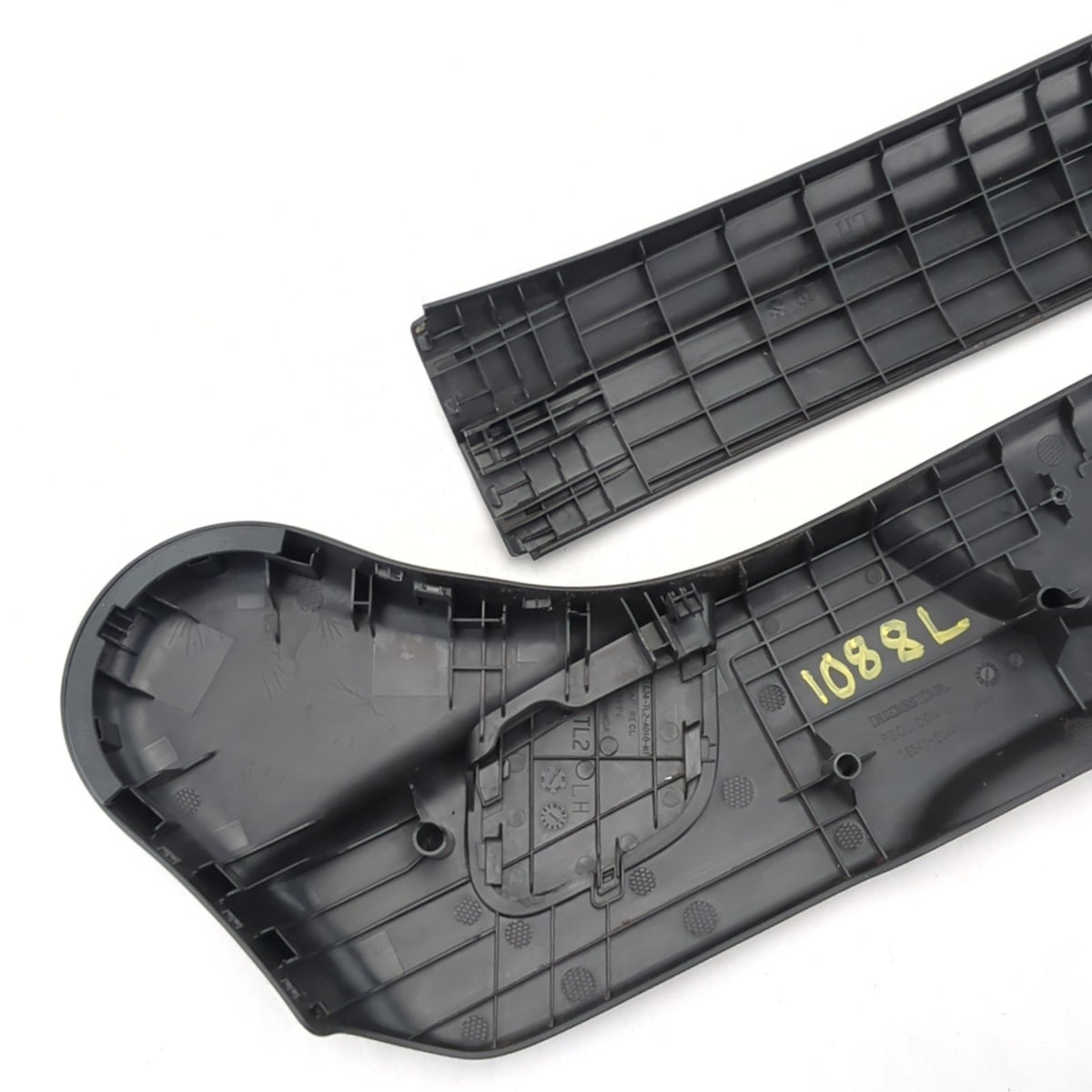 2009 2010 2011 2012 2013 2014 Acura TSX Left Driver Seat Side Trim Cover Bezel