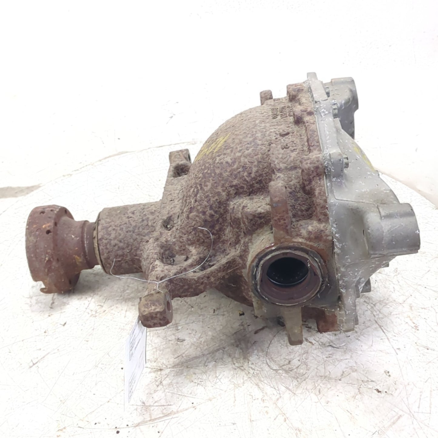 2021 2022 2023 Ford Mustang 2.3L Rear Differential Carrier Assembly 3.31 Ratio