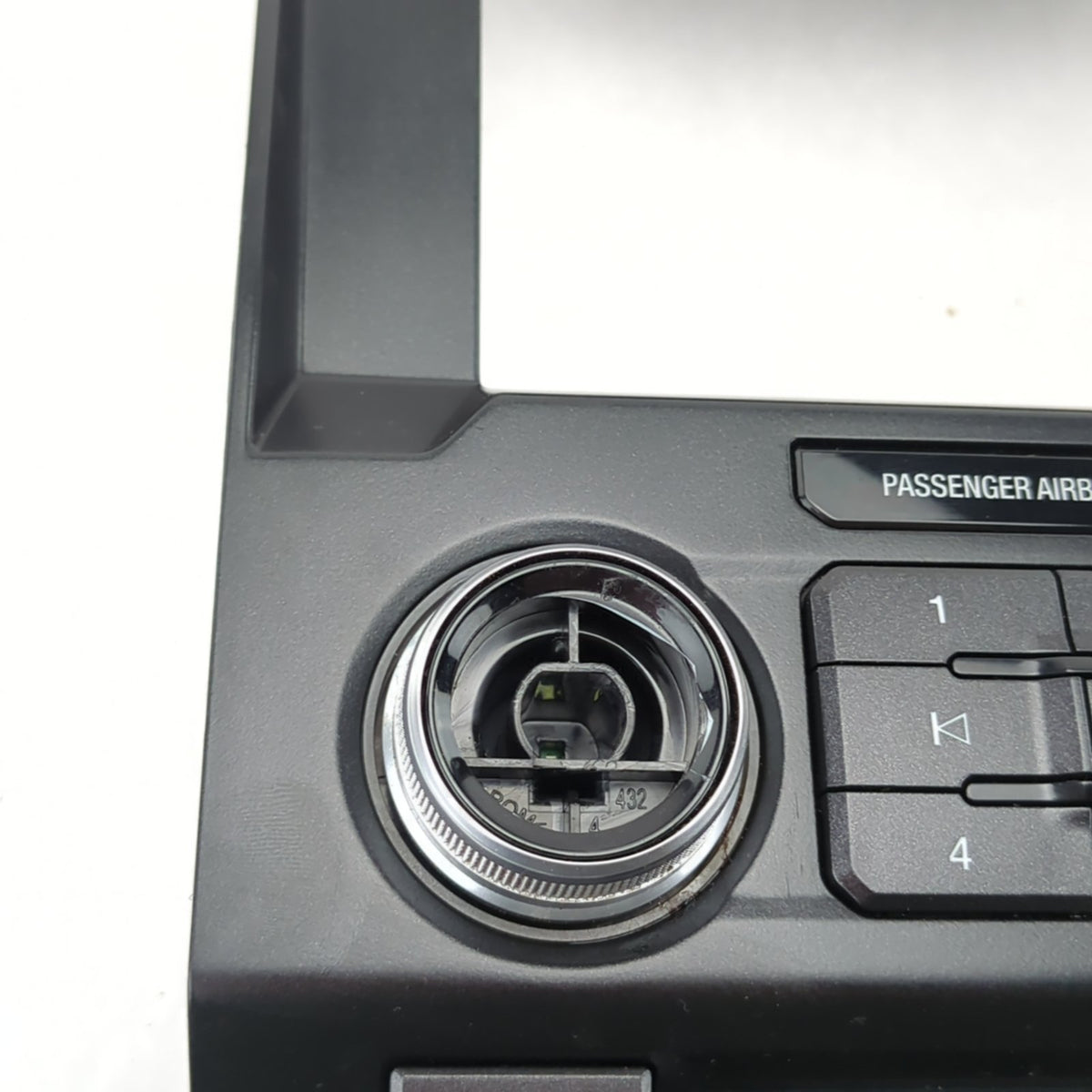 Damage 2016 Ford F150 Radio Stereo Head Climate Heat Ac Control Panel
