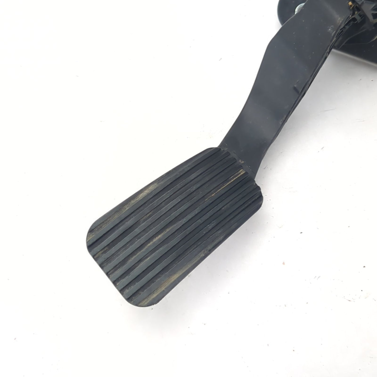 2017 2018 2019 Ford F550 F450 Fuel Gas Throttle Accelerator Pedal