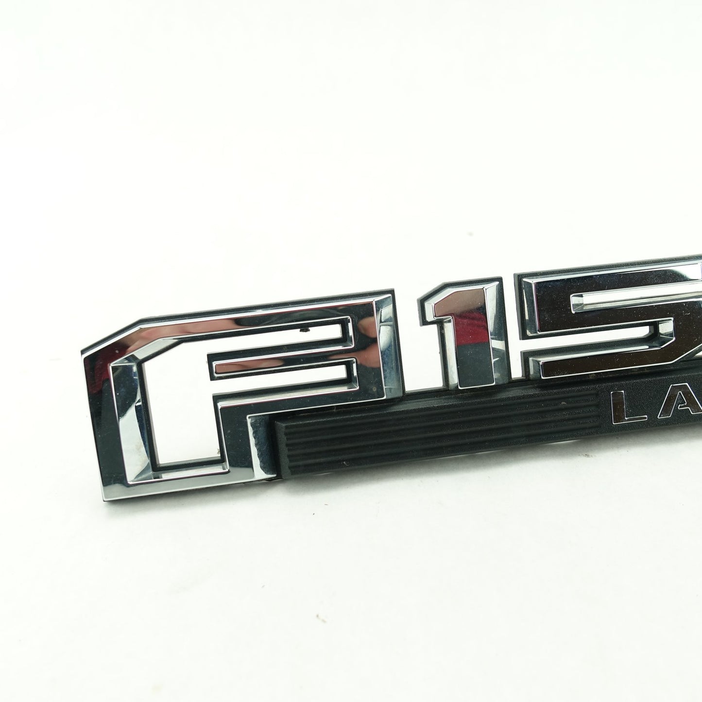 2015 2016 2017 2018 2019 2020 Ford F150 Lariat Fender Emblem Badge Logo