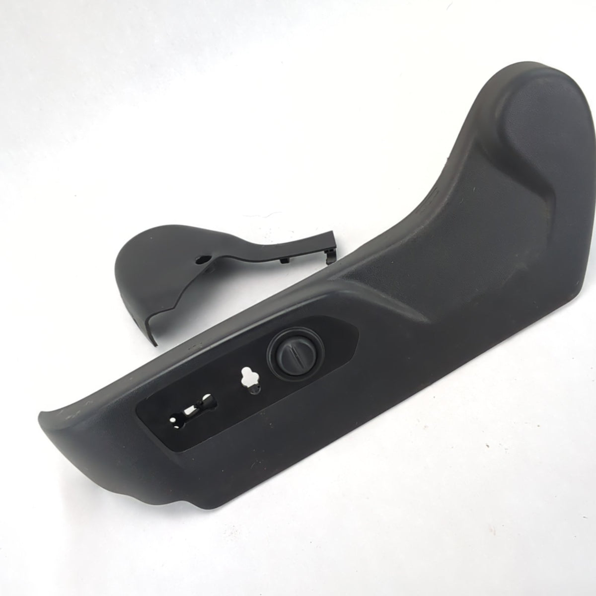 2019 2020 2021 2022 Silverado Sierra Driver Left Seat Trim Bezel Black