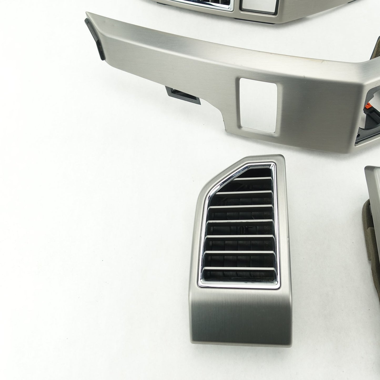 2015 2016 2017 2018 2019 2020 Ford F150 Platinum Air Vent Trim Bezel Panel Set