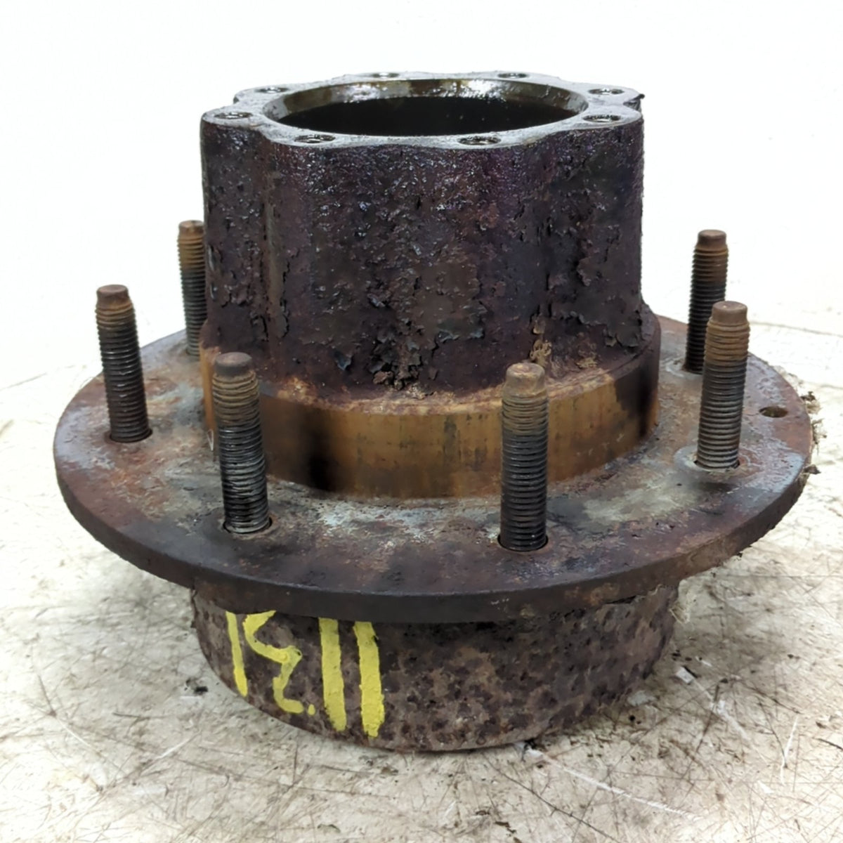 1999 2000 2001 2002 2003 Ford F450 F550 Rear Wheel Hub Assembly