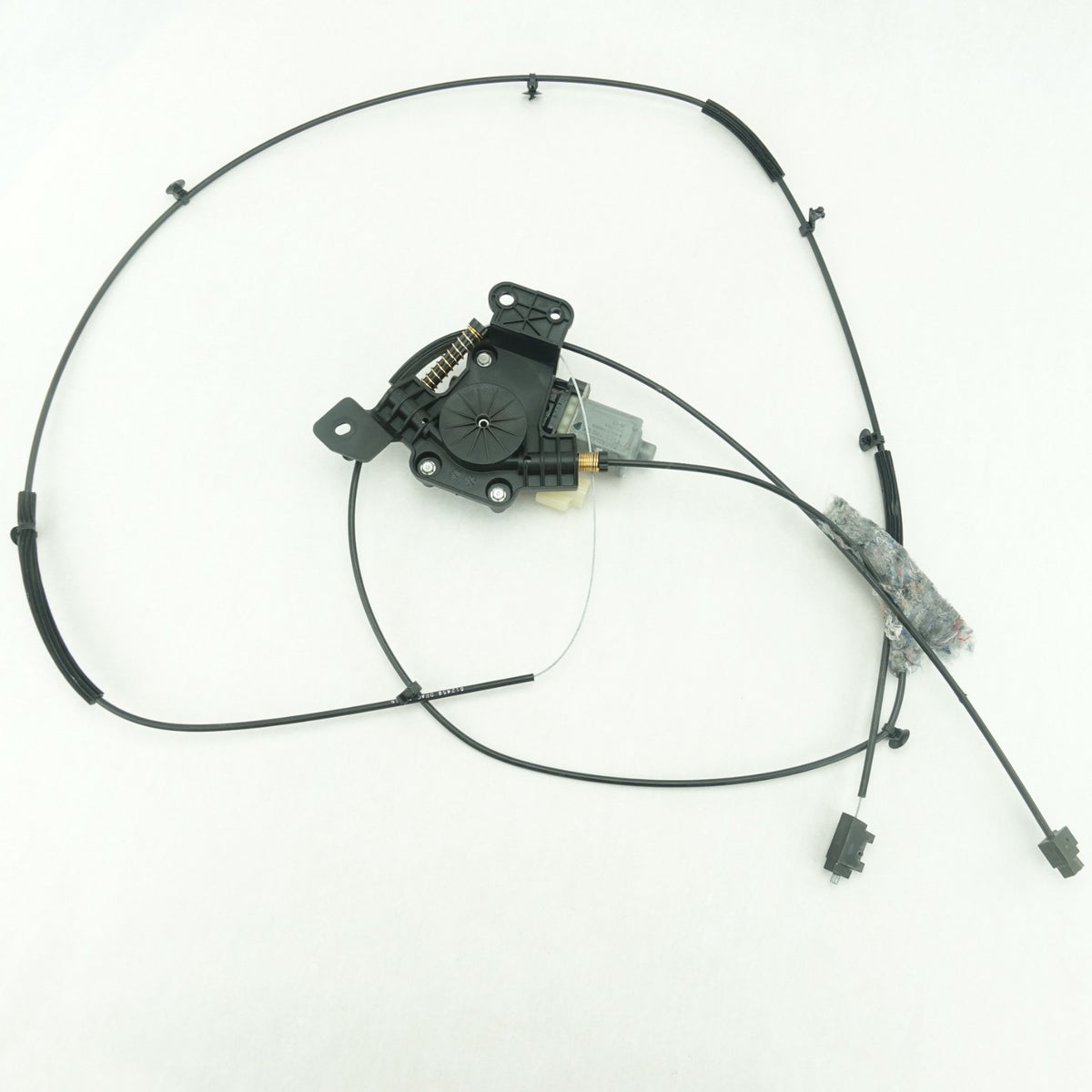 2016 2017 2018 2019 Nissan Titan XD Rear Sliding Window Motor Regulator