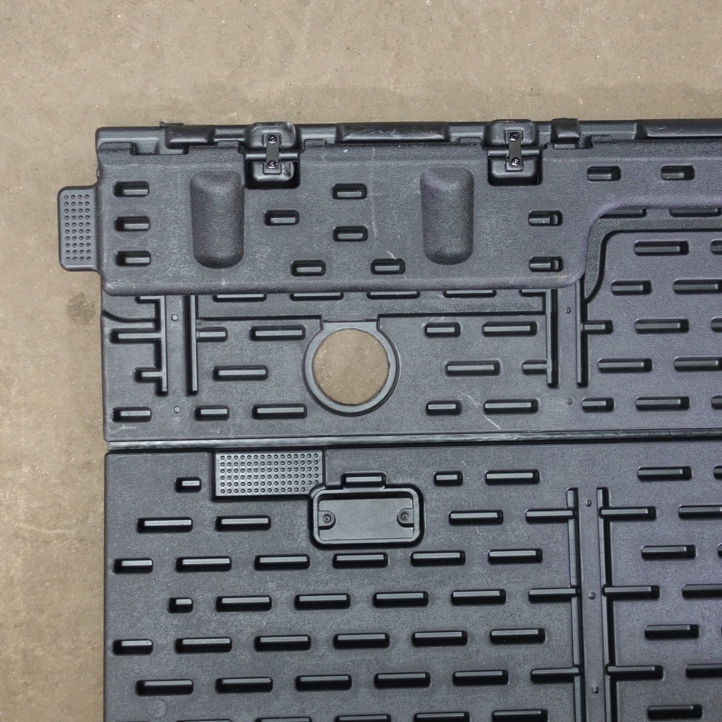 2016 2017 2018 2019 Nissan Titan Right Rear Floor Under Seat Storage Flap Cover