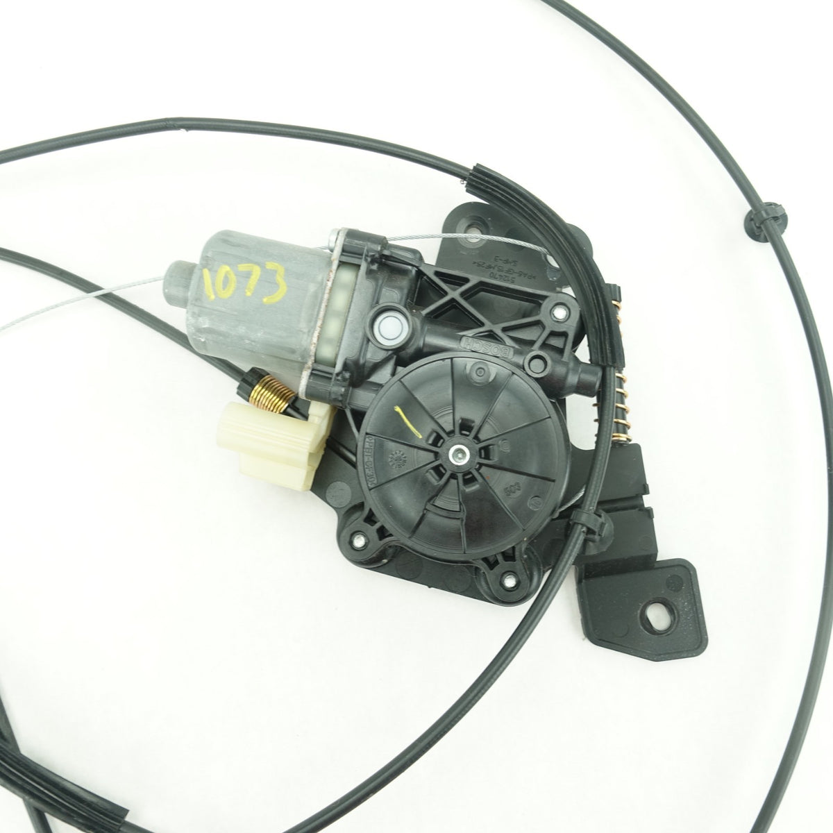 2016 2017 2018 2019 Nissan Titan XD Rear Sliding Window Motor Regulator