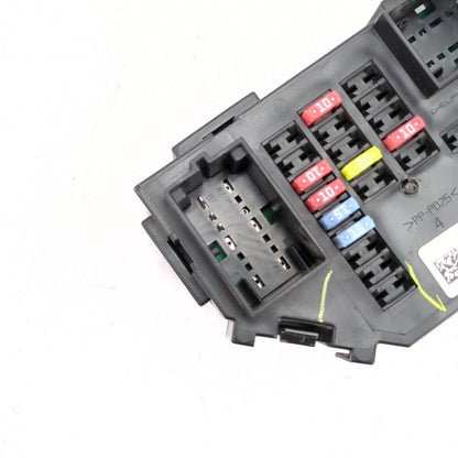 2008 2009 2010 2011 2012 2013 Sierra Silverado 2500 3500 Cabin Fuse Junction Box