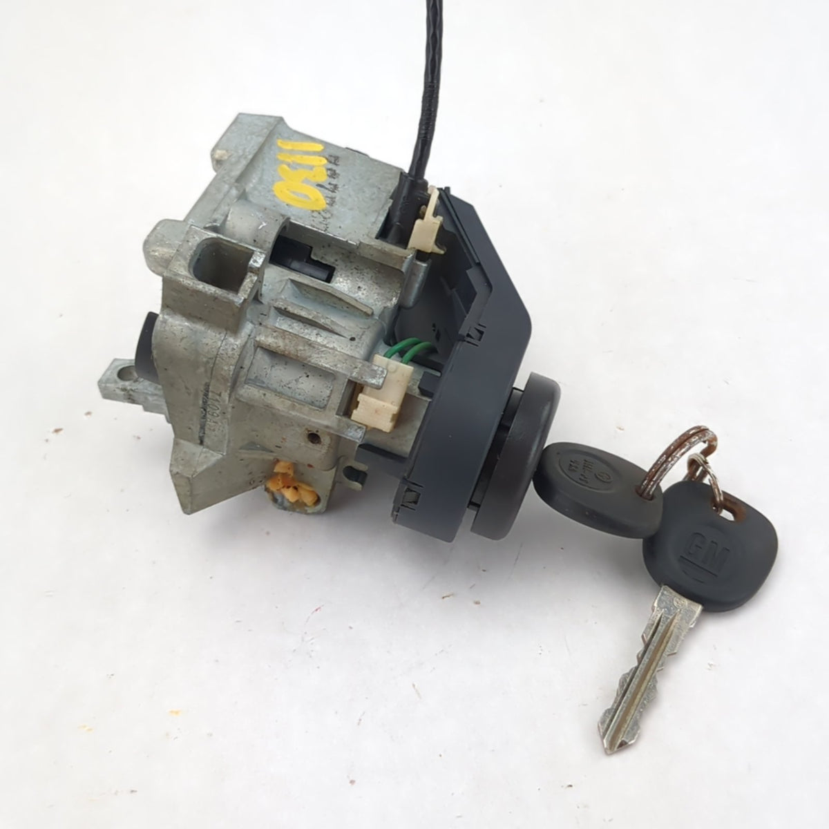 2008 2009 2010 2011 2012 2013 2014 Silverado Sierra Ignition Switch With 2 Keys