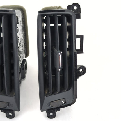 2014 2015 2016 Silverado Sierra Outer Most Edge Dash A/C Heater Air Vent Outlet