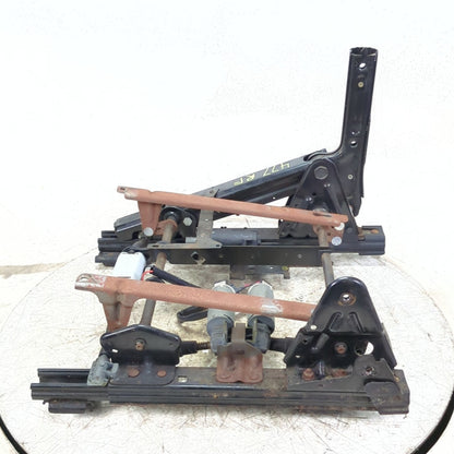 2003 2004 2005 06 GMC Yukon Right Front Passenger Electric Power Seat Track Base