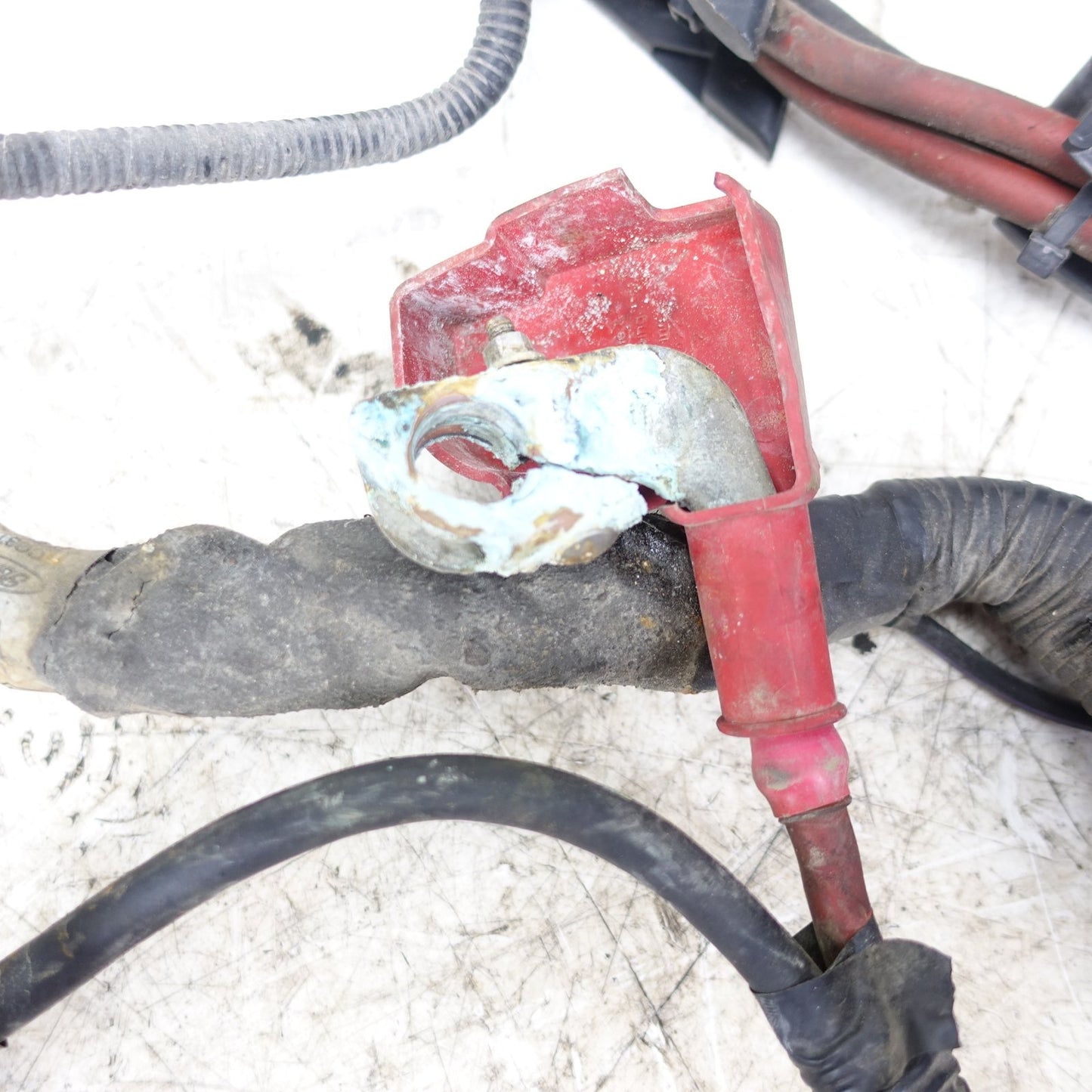 2011 2012 2013 2014 2015 16 Ford F250 F350 6.7L Positive Negative Battery Cable
