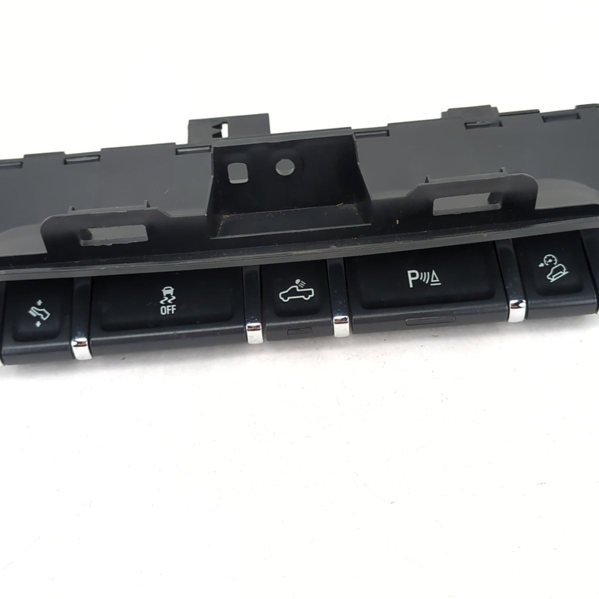 2018 Chevrolet Silverado Sierra Traction Control Cargo Light Switch Panel
