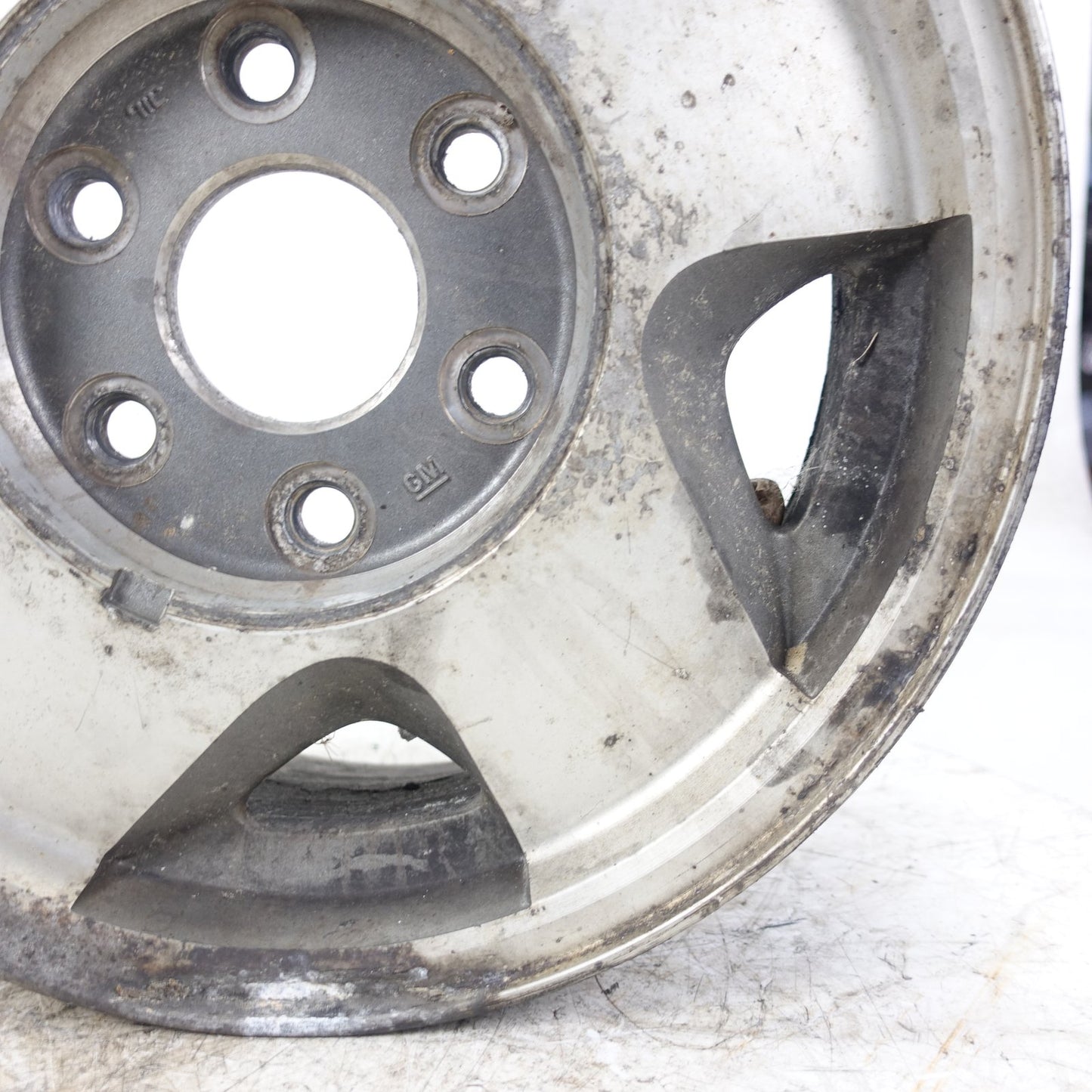 1995 1996 1997 1998 Chevy Tahoe 16 Inch Aluminum Alloy Wheel Rim Ring