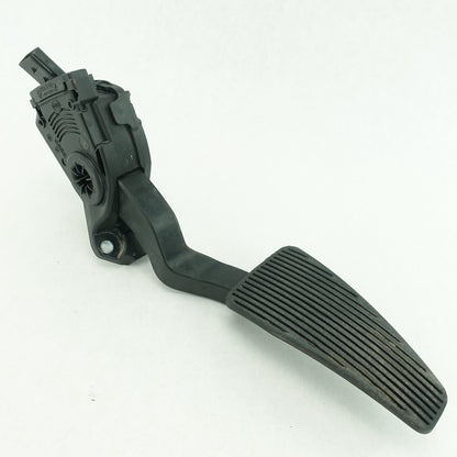 2013 2014 2015 2016 2017 2018 Ram 1500 2500 3500 4500 5500 Gas Accelerator Pedal
