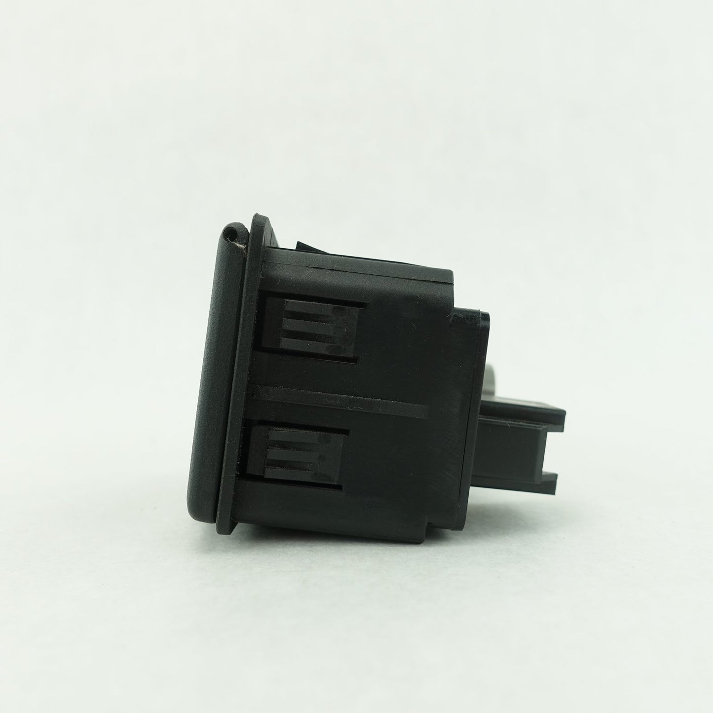 2015 2016 2017 2018 2019 2020 Ford F150 Power Outlet Inverter 12V 110V AC