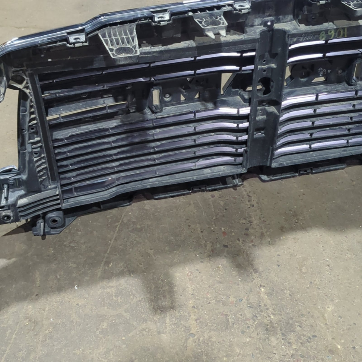 2019 2020 2021 2022 2023 2024 Ram 2500 3500 Front Upper Grille Chrome OEM