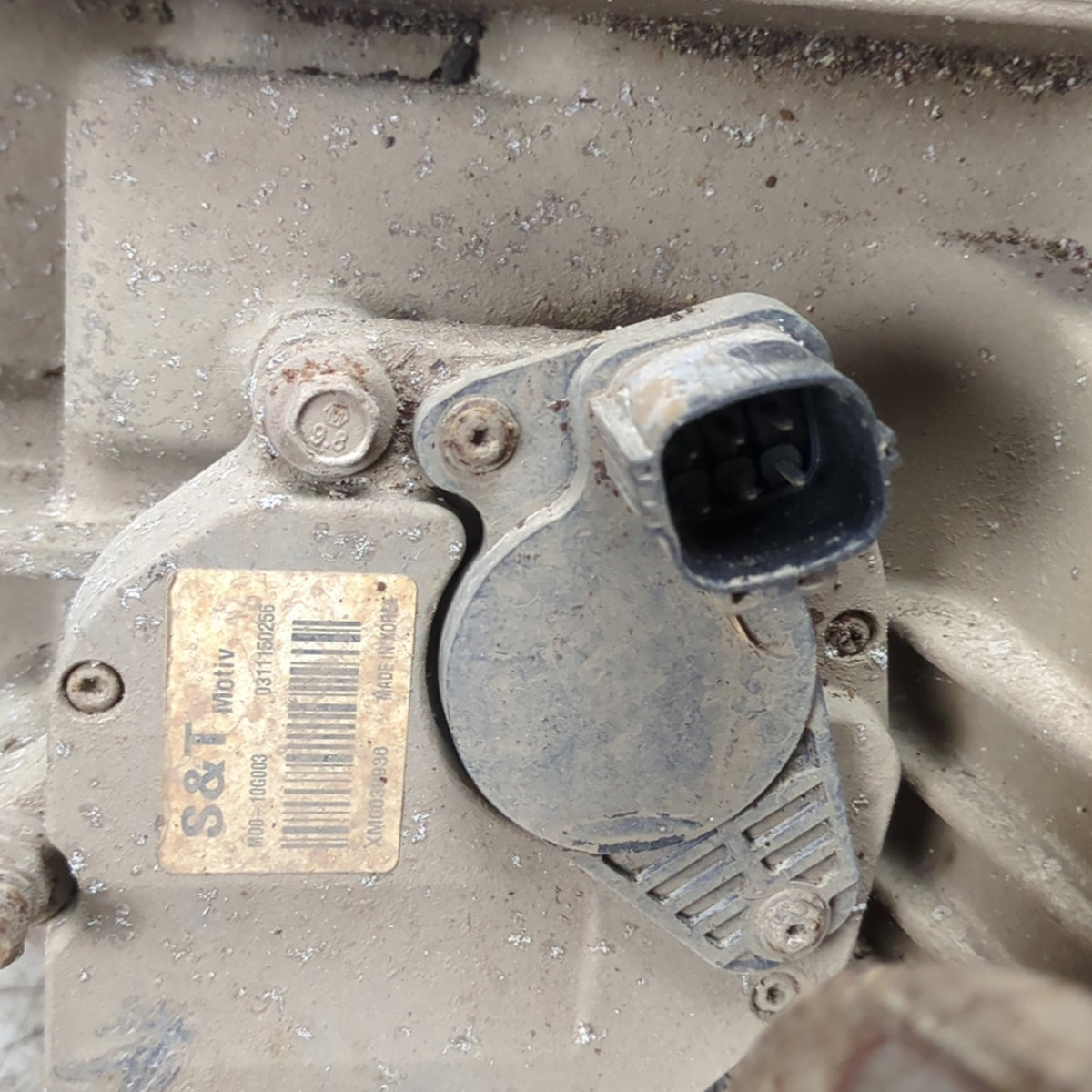 2016 Ford F350 Electric Shift Transfer Case Rear Flange Yoke 102K Miles