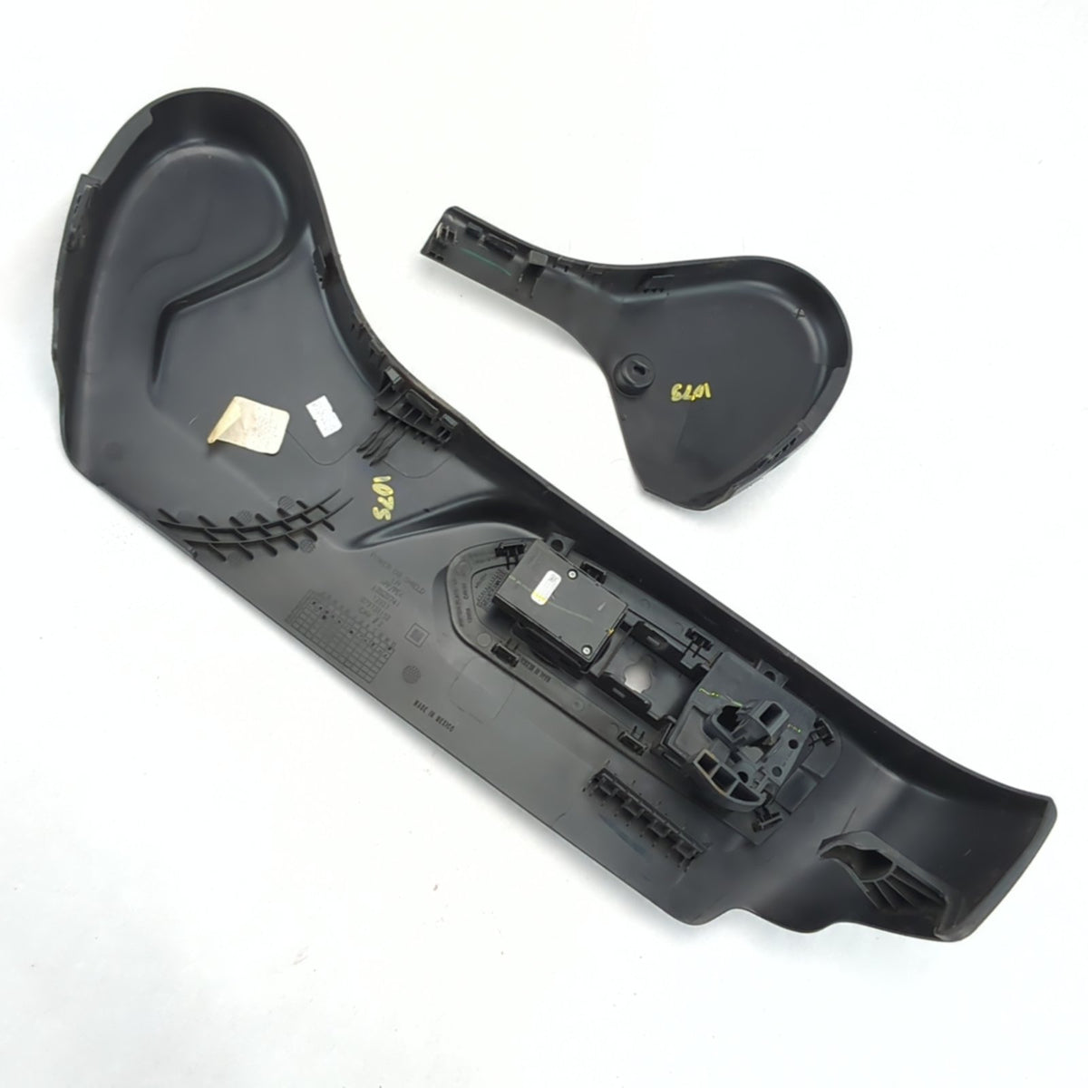 2019 2020 2021 2022 Silverado Sierra Driver Left Seat Trim Bezel Black