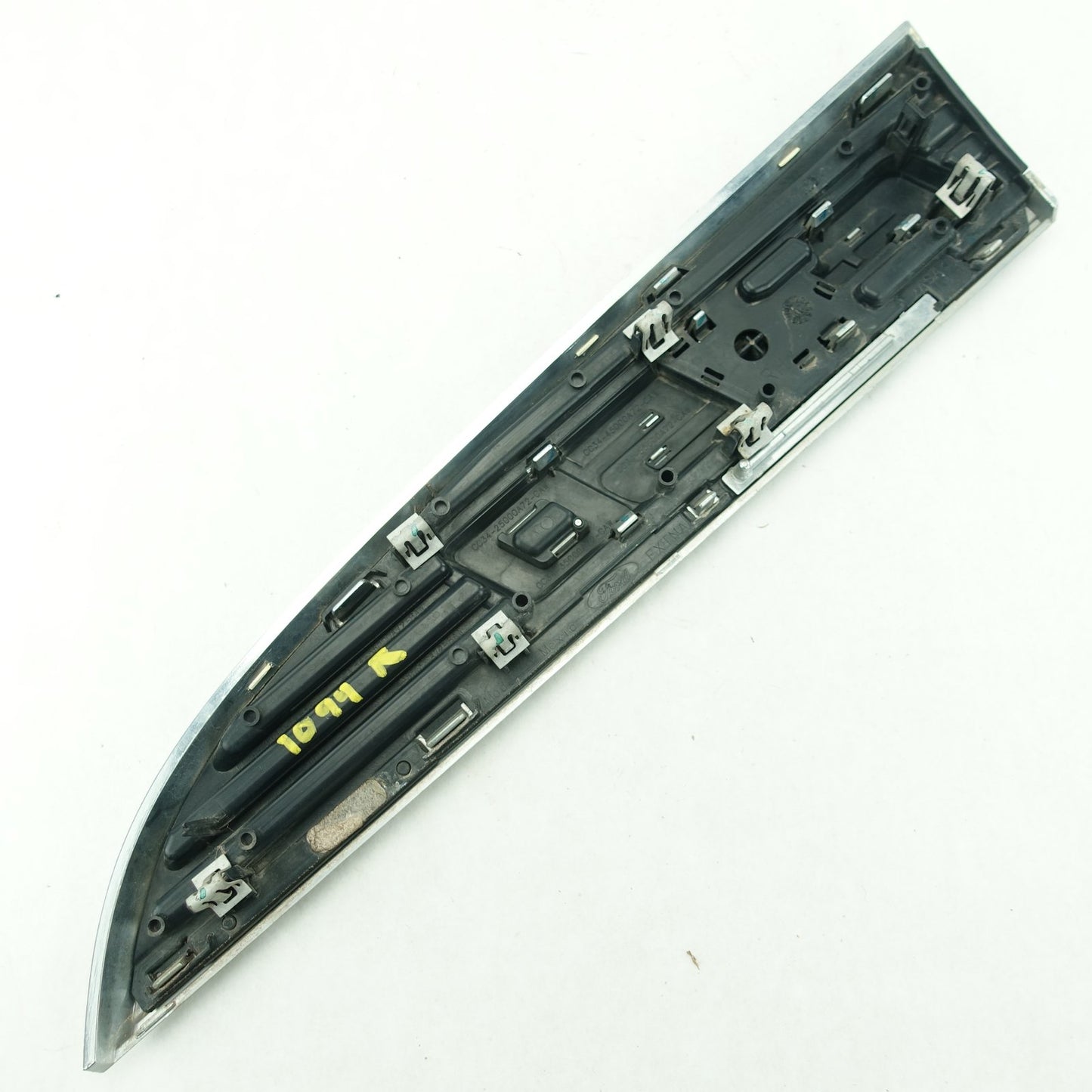 2011 2012 2013 2014 2015 16 Ford F350 XLT Passenger Fender Vent Emblem Logo